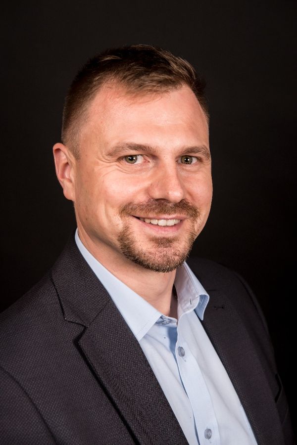 Robert Męcik